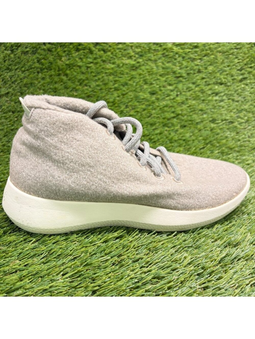 Allbirds Wool Runner Up Womens Size 8 Gray Ivory Athletic Running Shoes Sneakers